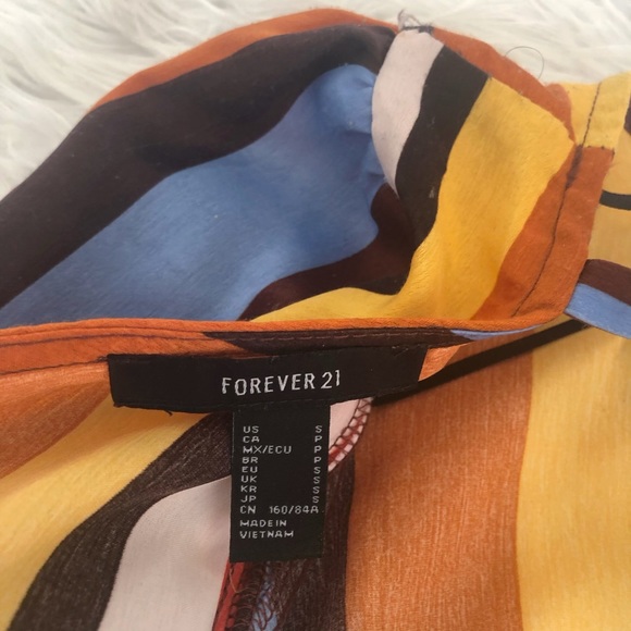 Striped Crop Blouse - Picture 4 of 4